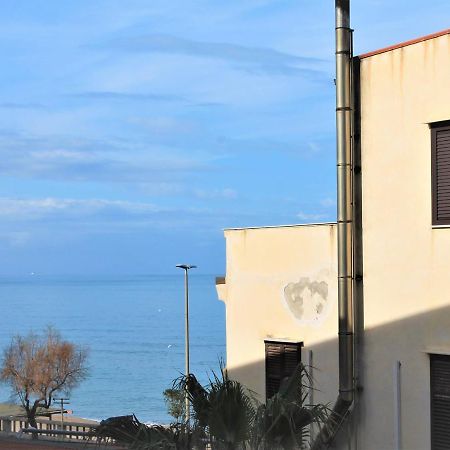 Dea Seaview Apartment Cefalu Ngoại thất bức ảnh