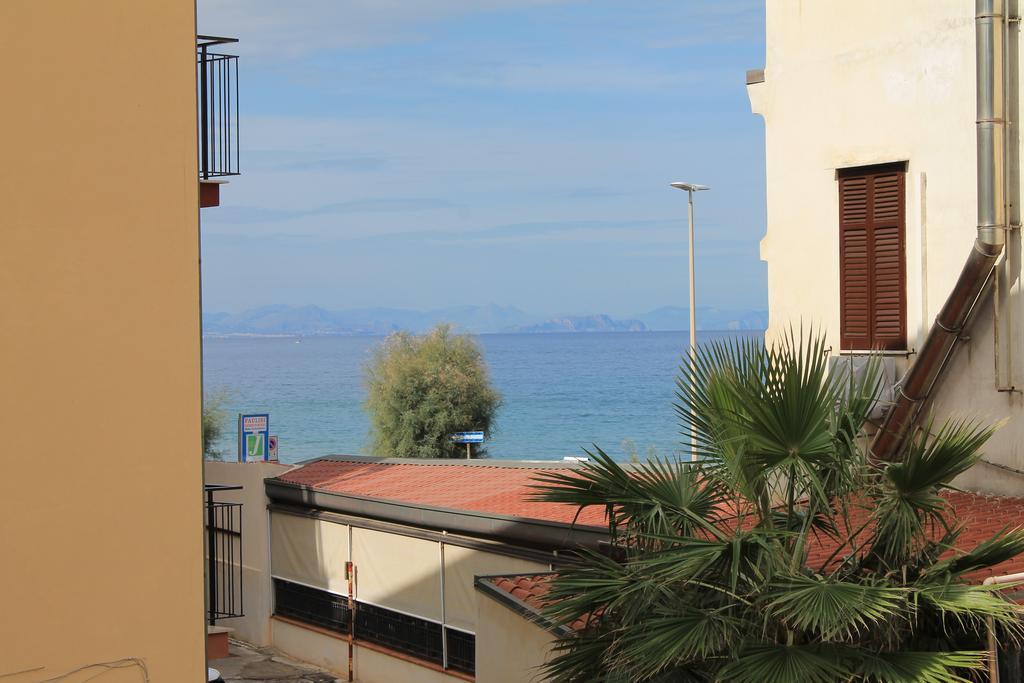 Dea Seaview Apartment Cefalu Ngoại thất bức ảnh